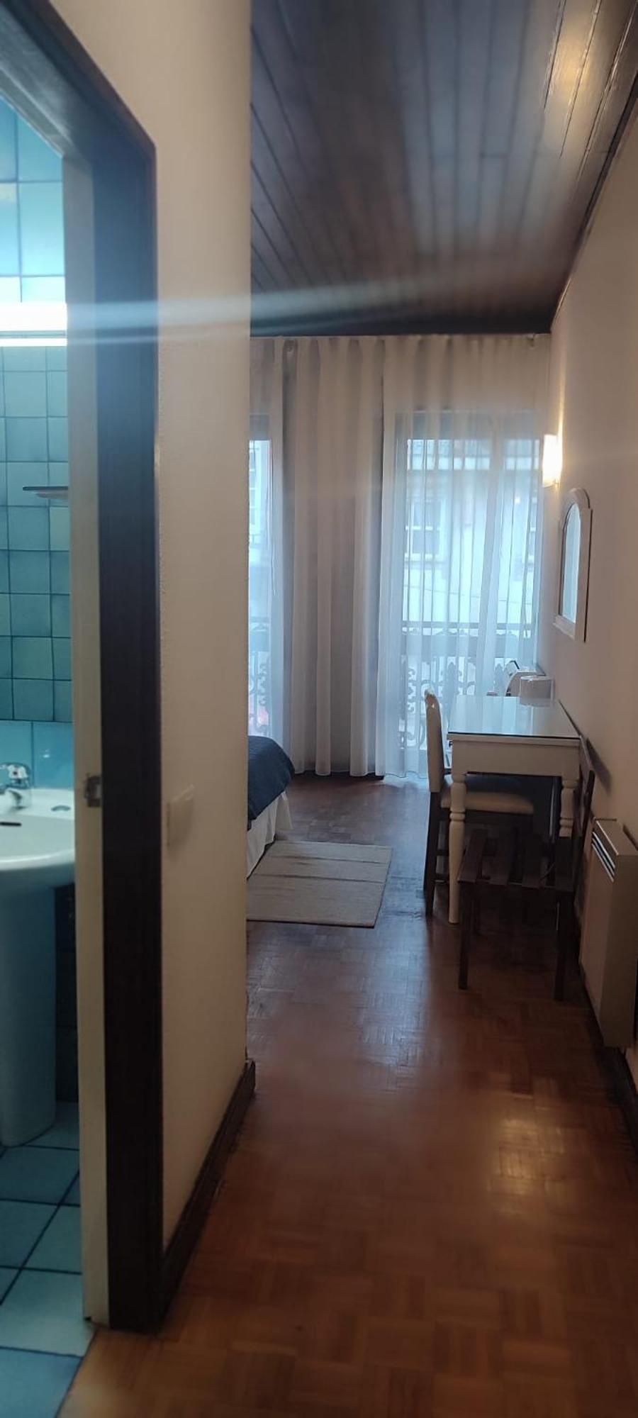 Hotel Porta 80 House *